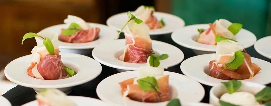 9 Tips to Grow Your Food Catering Sales