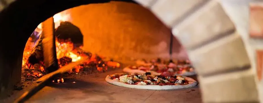 Tips on How to Select and Maintain Commercial Pizza Oven 