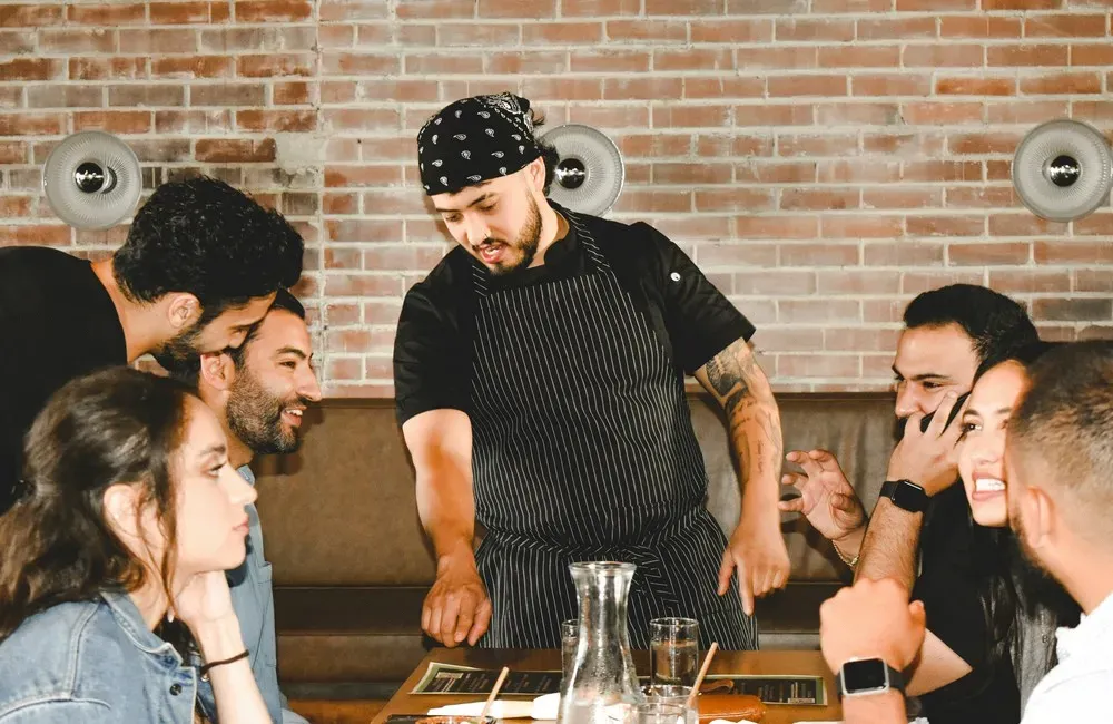 types of restaurant customers