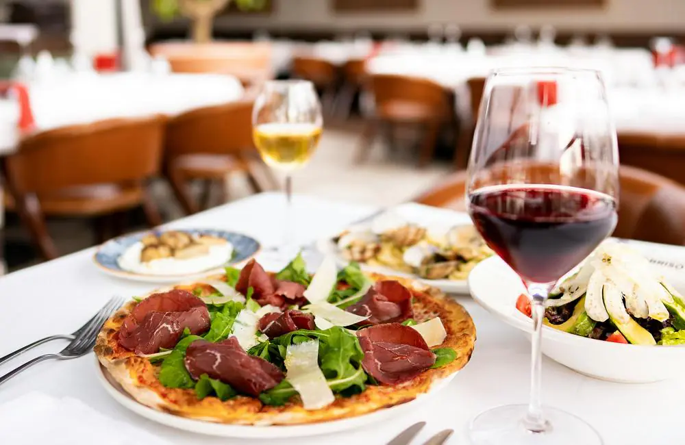 How to Refresh Your Restaurant and Boost Customer Retention