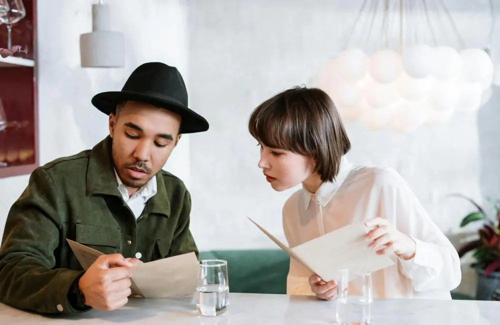 8 Essential Tips for Creating an Effective Take-Out Menu