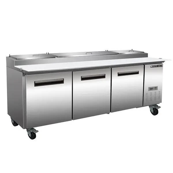 Maxximum Maxx Cold MXCPP92HC Triple Door Pizza Prep Table