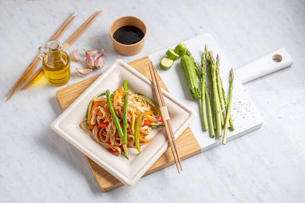 PacknWood 210APU2020ABR, 7.8x7.8x0.6-Inch Square Brown Sugarcane Plate, 500/CS