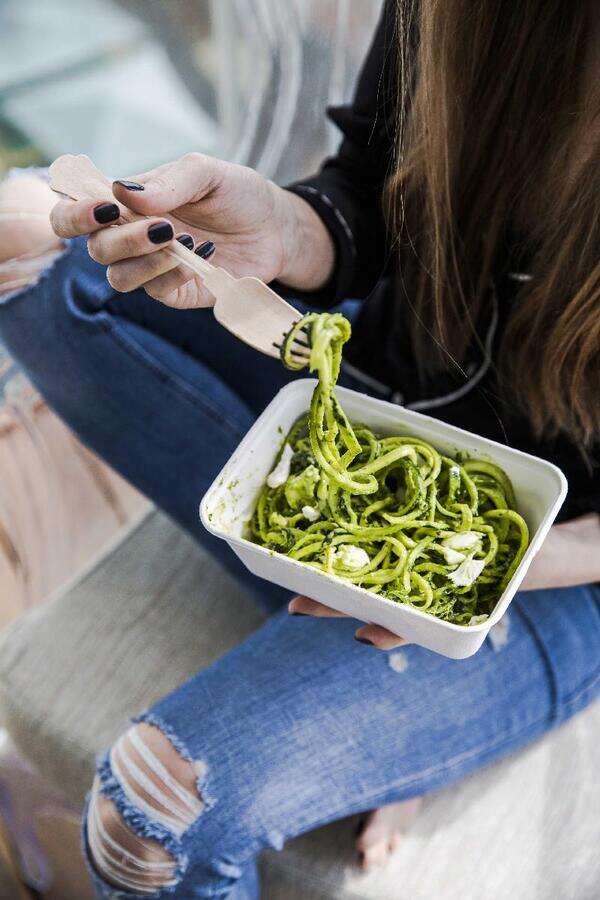 PacknWood 210APUREC500, 17-Oz Eco Rec Rectangular Sugarcane Salad Bowl, White, 500/CS