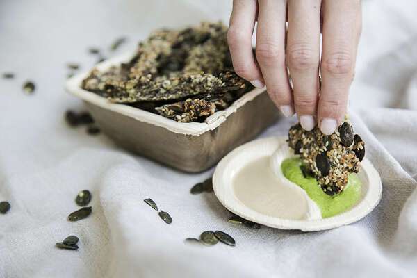 PacknWood 210BBA92C, 3.5-Inch Yin Yang Shaped Palm Leaf Dish, Beige, 100/CS