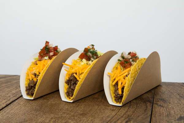 PacknWood 210CTAC151K, 5.9x0.9x1.1-Inch Kraft Taco Tray, 1000/CS (Discontinued)