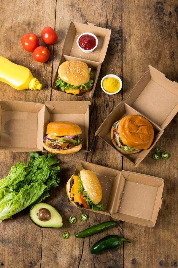 PacknWood 210EATBURG135K, 5.3x4.9x2.6-Inch Kraft Corrugated Hamburger Clamshell Take Out Box, 500/CS