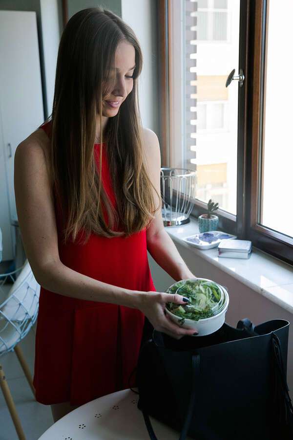 PacknWood 210PC1000B, 32-oz Round Buckaty To Go Paper Container, White, 360/CS. Lids are sold separately