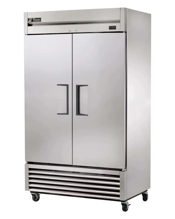 True Refrigeration True T-43-HC, 47-Inch 43 cu. ft. Bottom Mounted 2 Section Solid Door Reach-In Refrigerator