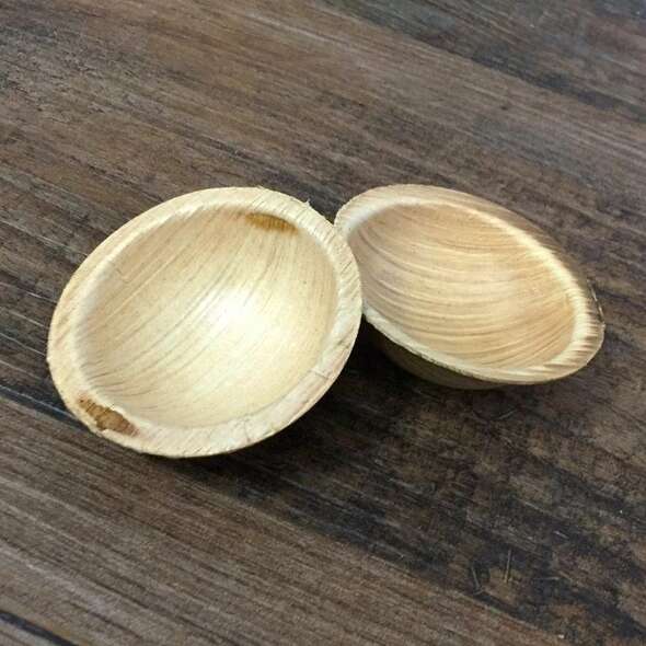 VerTerra Dinnerware VerTerra 01-01-02B 2.5-inch Eco-Friendly Round Palm Leaf Bowl, 600/CS